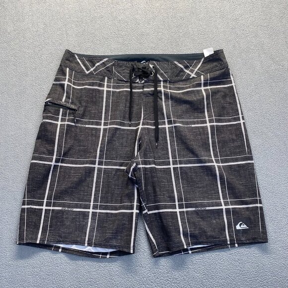 QUIKSILVER Mens Shorts  Surf‎ Sand Sun Swimwear Swim Shorts Trunks Size 36 - Picture 1 of 15